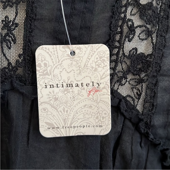 🆕Free People The Eloise Smocked
Bodysuit - Picture 7 of 7